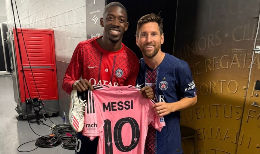 messi-reacts-after-heavy-defeat-to-psg,-honored-by-former-teammates